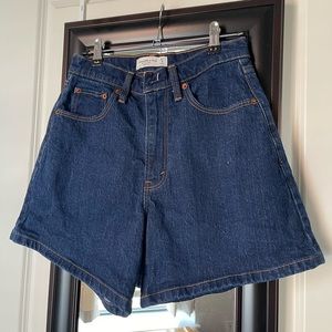 A&F Size 27/4 The Dad High Rise Shorts